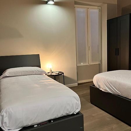 V&B Suites And Apartments Павия Екстериор снимка