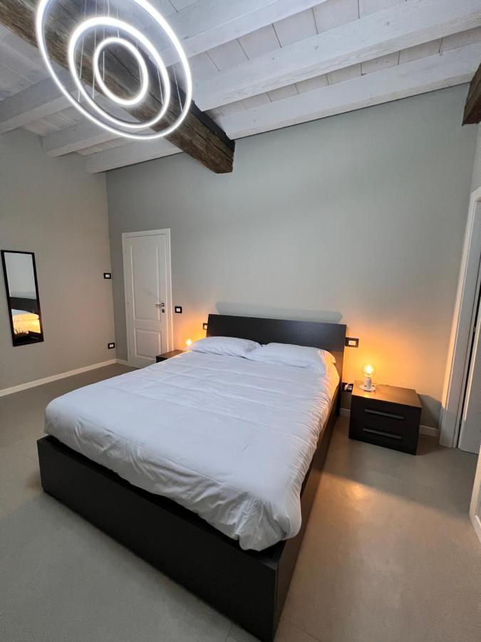 V&B Suites And Apartments Павия Екстериор снимка