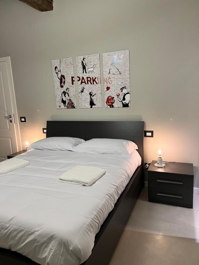 V&B Suites And Apartments Павия Екстериор снимка